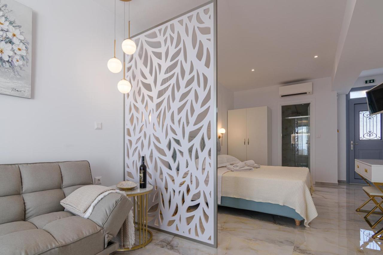 Dionisos Suites ลิคชูรี ภายนอก รูปภาพ